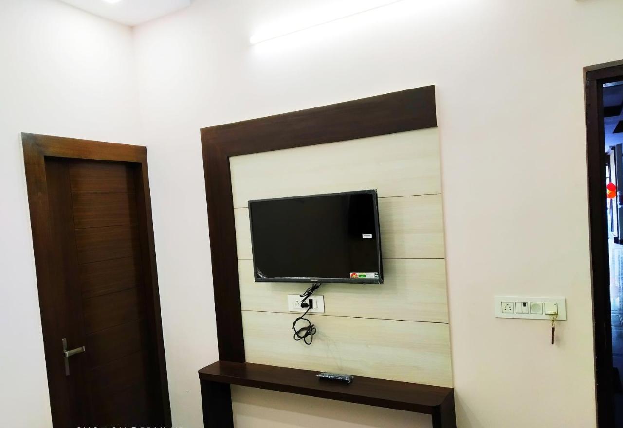 Hotel Vinayak Inn Харидвар Экстерьер фото